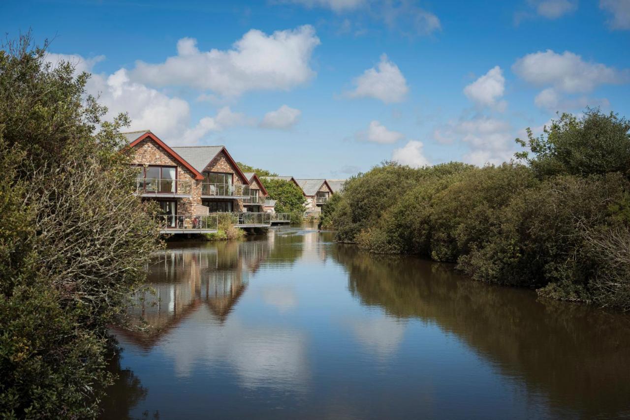 Kingfisher Hot Tub & Log Burner House On Premium Lakeside With Resort Facilities St Columb Major Εξωτερικό φωτογραφία